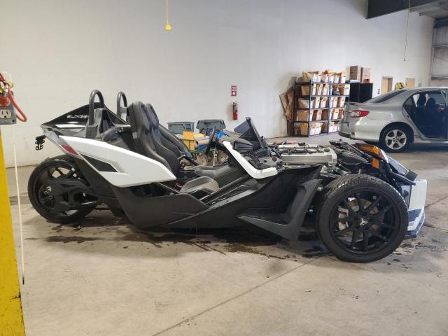 POLARIS SLINGSHOT 2024 black  gas 57XAAFHB6R8162909 photo #1