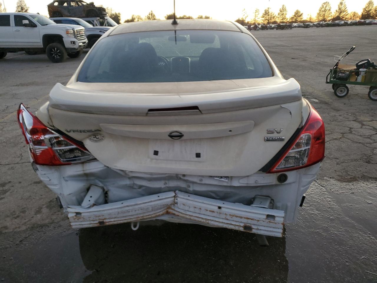 Lot #3024150907 2017 NISSAN VERSA S