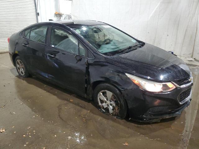 VIN 1G1BC5SM2H7147297 2017 CHEVROLET CRUZE no.4