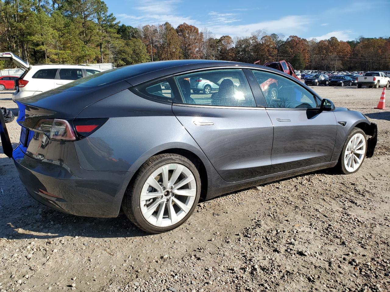 Lot #3034433751 2023 TESLA MODEL 3