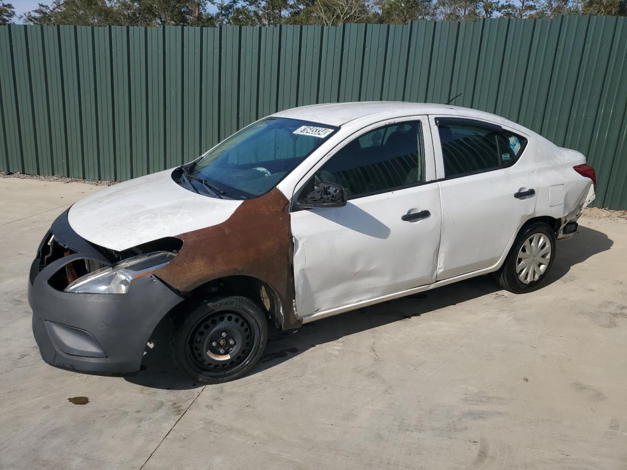 Lot #3027167282 2018 NISSAN VERSA S