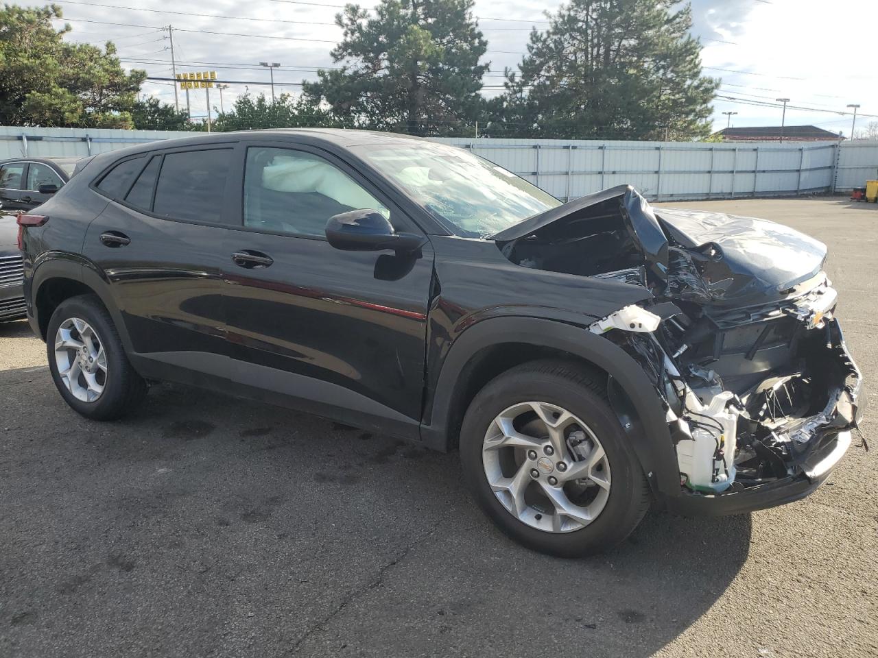 Lot #2991313139 2024 CHEVROLET TRAX LS