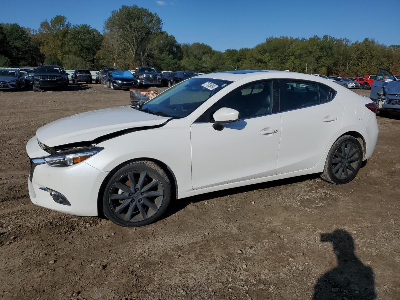 Lot #2989142670 2017 MAZDA 3 GRAND TO