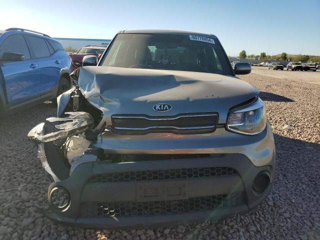 VIN KNDJN2A24J7599463 2018 KIA Soul no.5