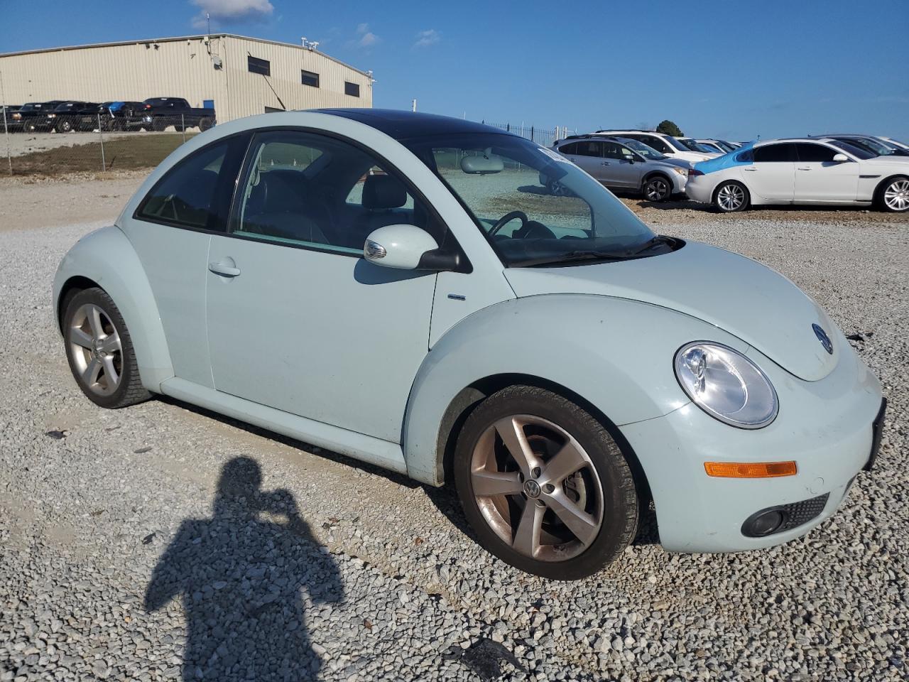 Lot #2989262748 2010 VOLKSWAGEN NEW BEETLE