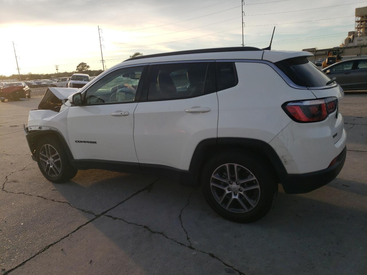 Lot #3029628114 2019 JEEP COMPASS LA