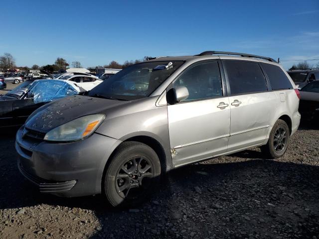 TOYOTA SIENNA XLE 2004 silver  gas 5TDBA22C04S009826 photo #1