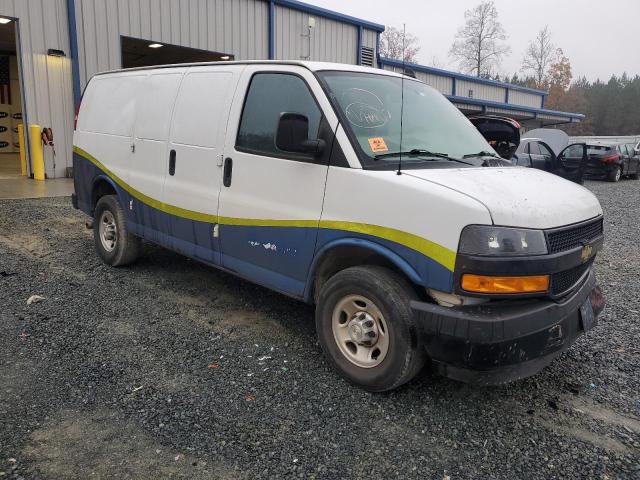 VIN 1GCWGAFP5M1264699 2021 CHEVROLET EXPRESS no.4