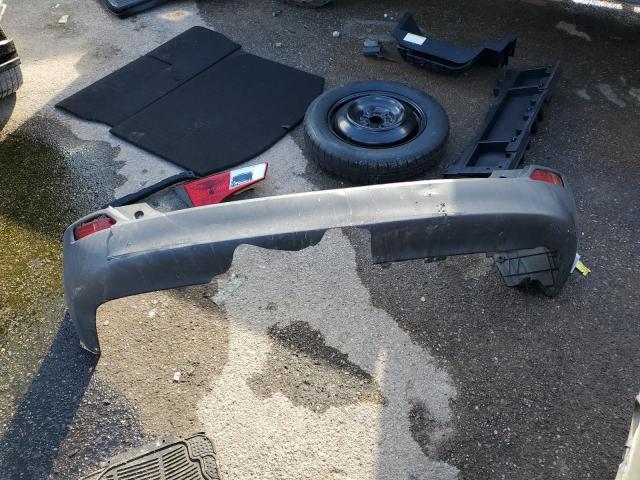 2015 TOYOTA RAV4 LE - JTMZFREV7FD071647