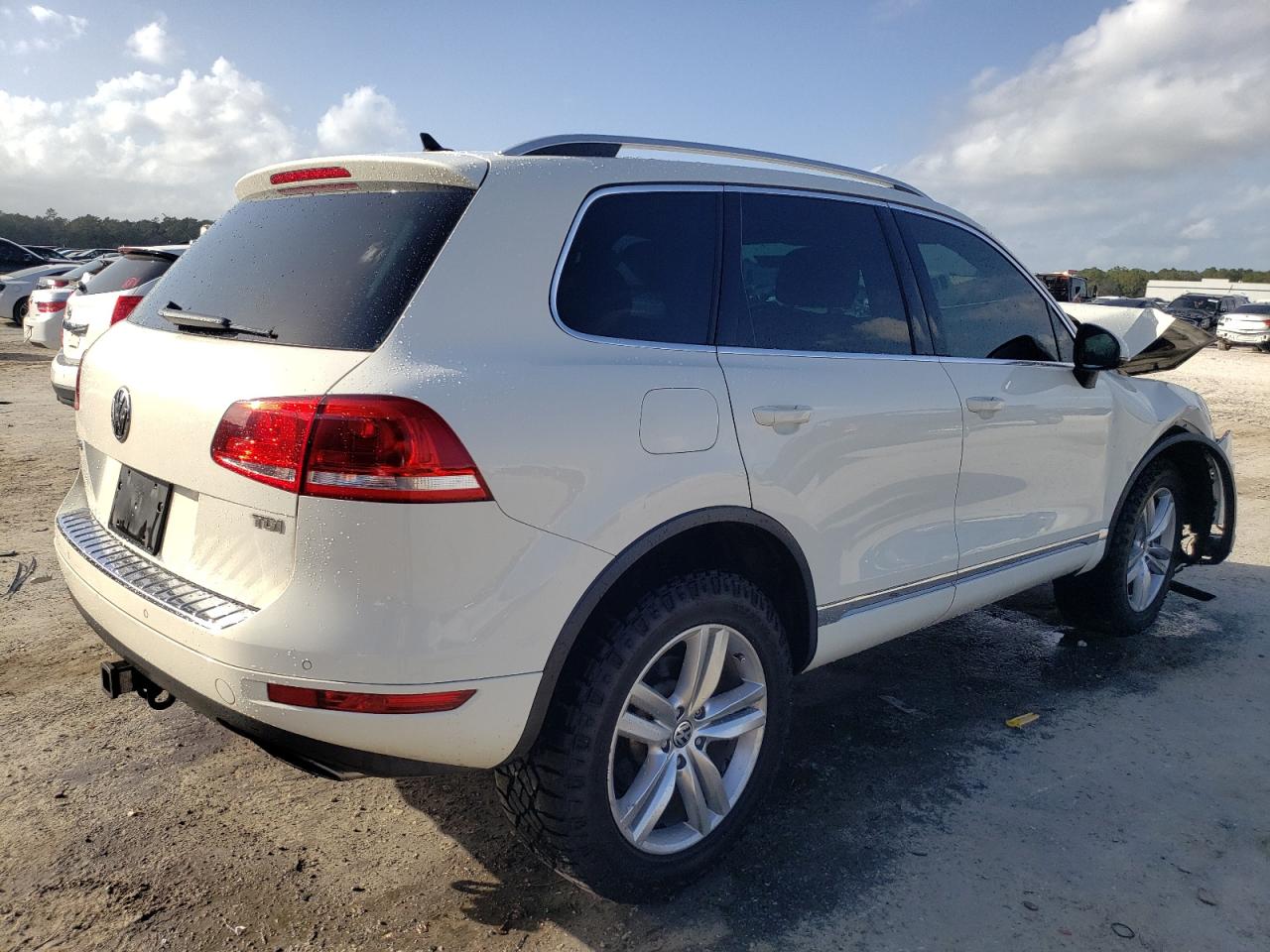 Lot #2977249150 2012 VOLKSWAGEN TOUAREG V6