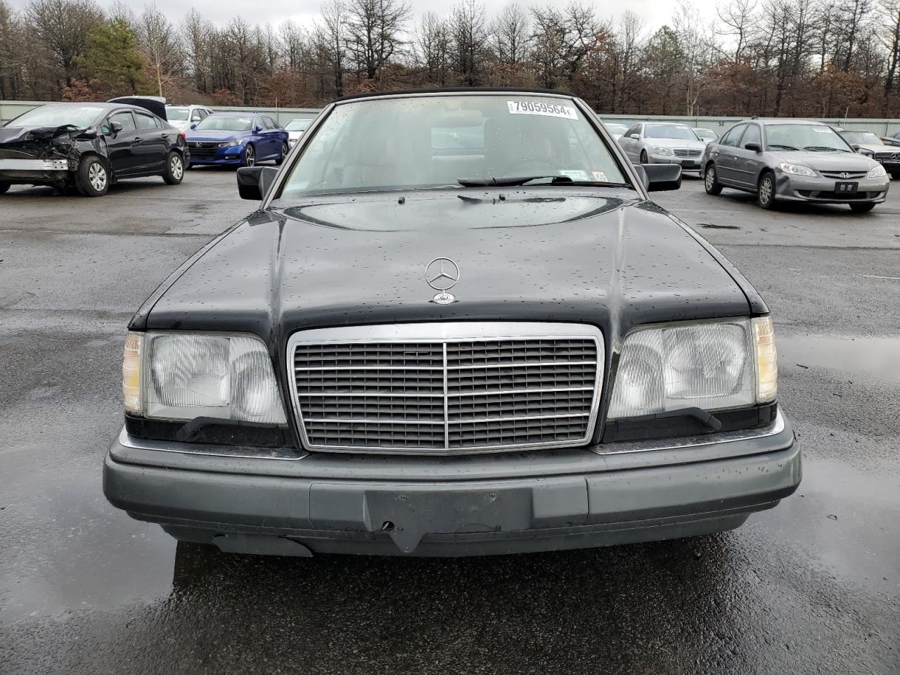 Lot #3048486871 1995 MERCEDES-BENZ E 320