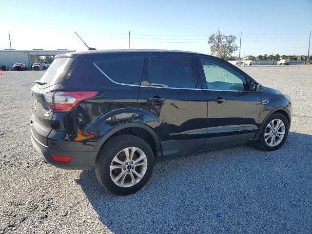 FORD ESCAPE SE 2017 black 4dr spor gas 1FMCU0GD1HUE84853 photo #4