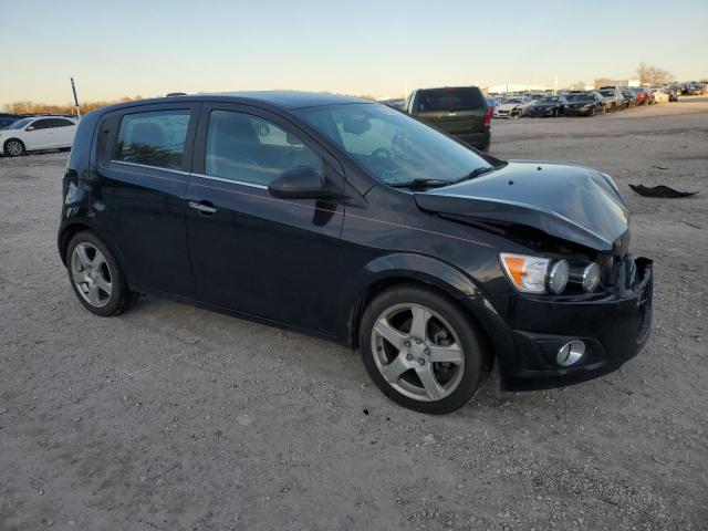 VIN 1G1JE6SB1F4122593 2015 CHEVROLET SONIC no.4