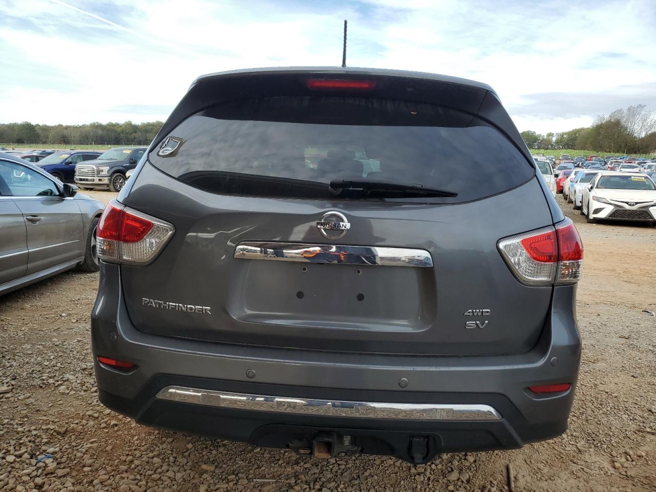 Lot #2952645179 2015 NISSAN PATHFINDER