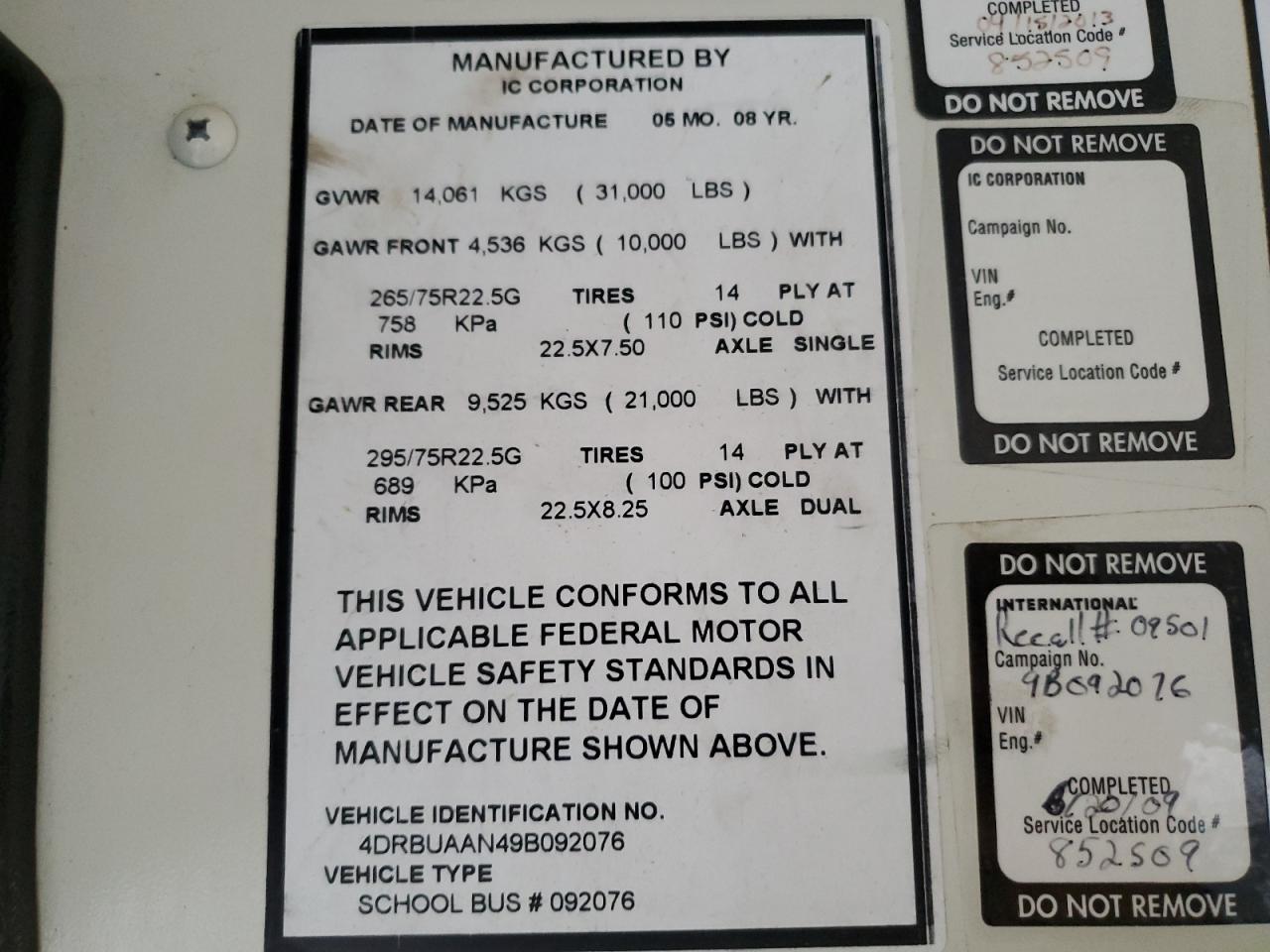 Lot #2986822230 2009 IC CORPORATION 3000 CE