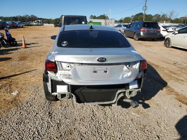 VIN 3KPF24AD6LE213673 2020 KIA FORTE no.6