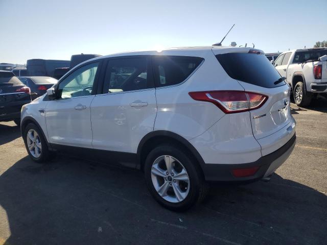 VIN 1FMCU0GX3FUA63028 2015 Ford Escape, SE no.2