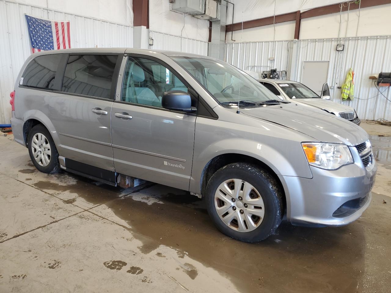 Lot #2952574155 2016 DODGE GRAND CARA