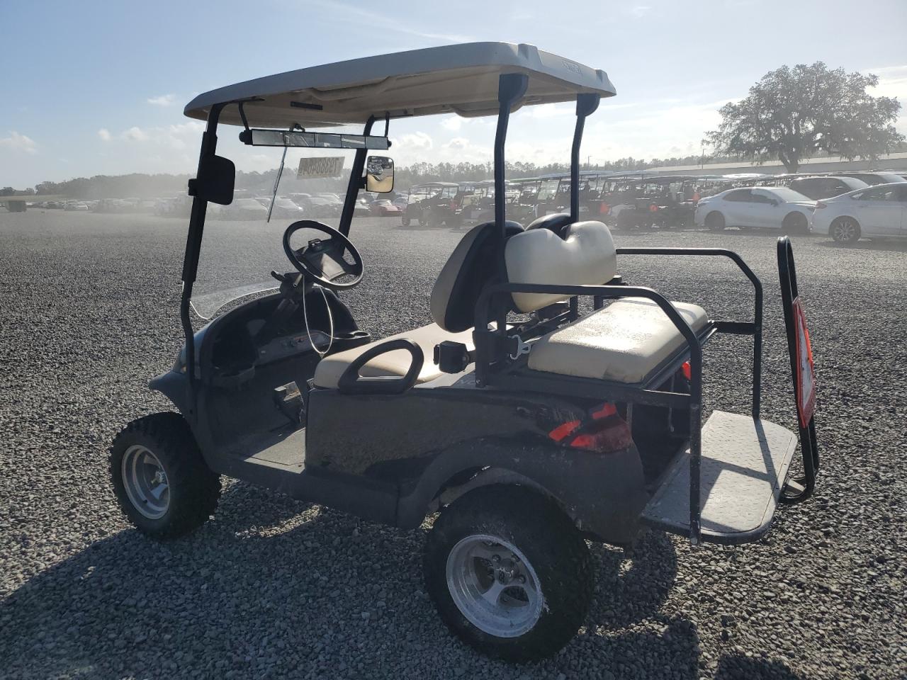 Lot #3046829656 2017 ASPT GOLF CART