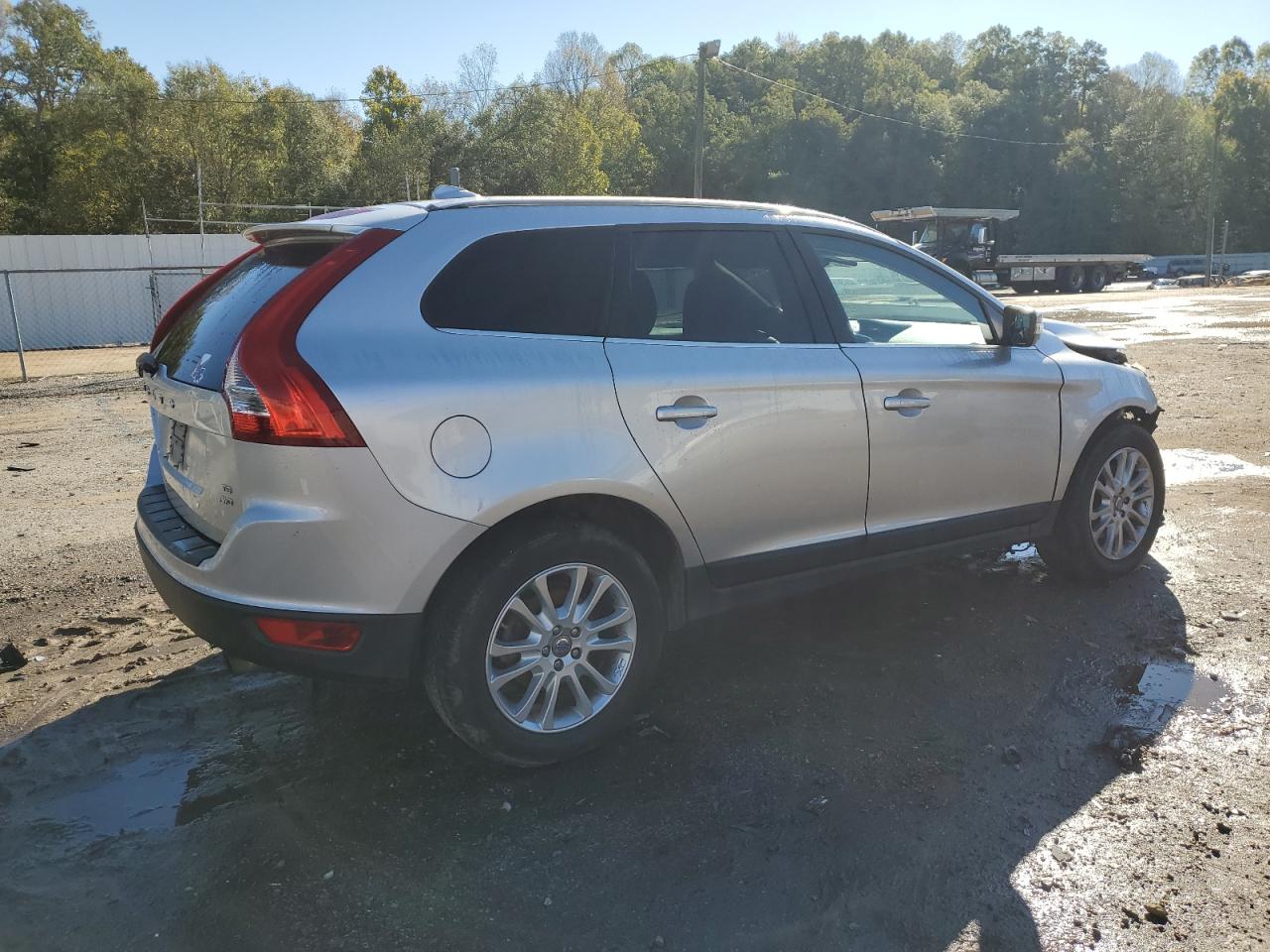 Lot #3033380808 2010 VOLVO XC60 T6