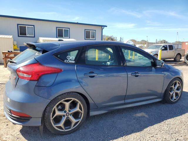 VIN 1FADP3L9XJL289886 2018 FORD FOCUS no.3