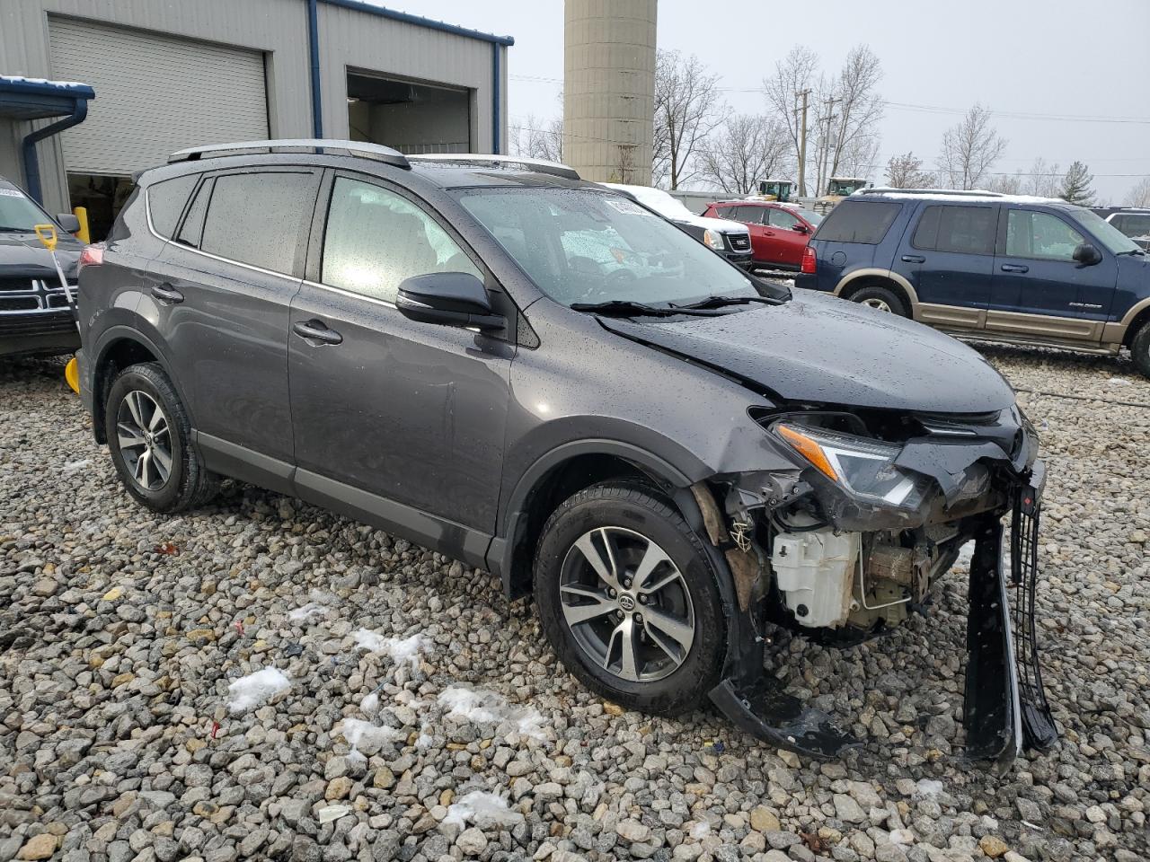 Lot #3004291704 2017 TOYOTA RAV4 XLE