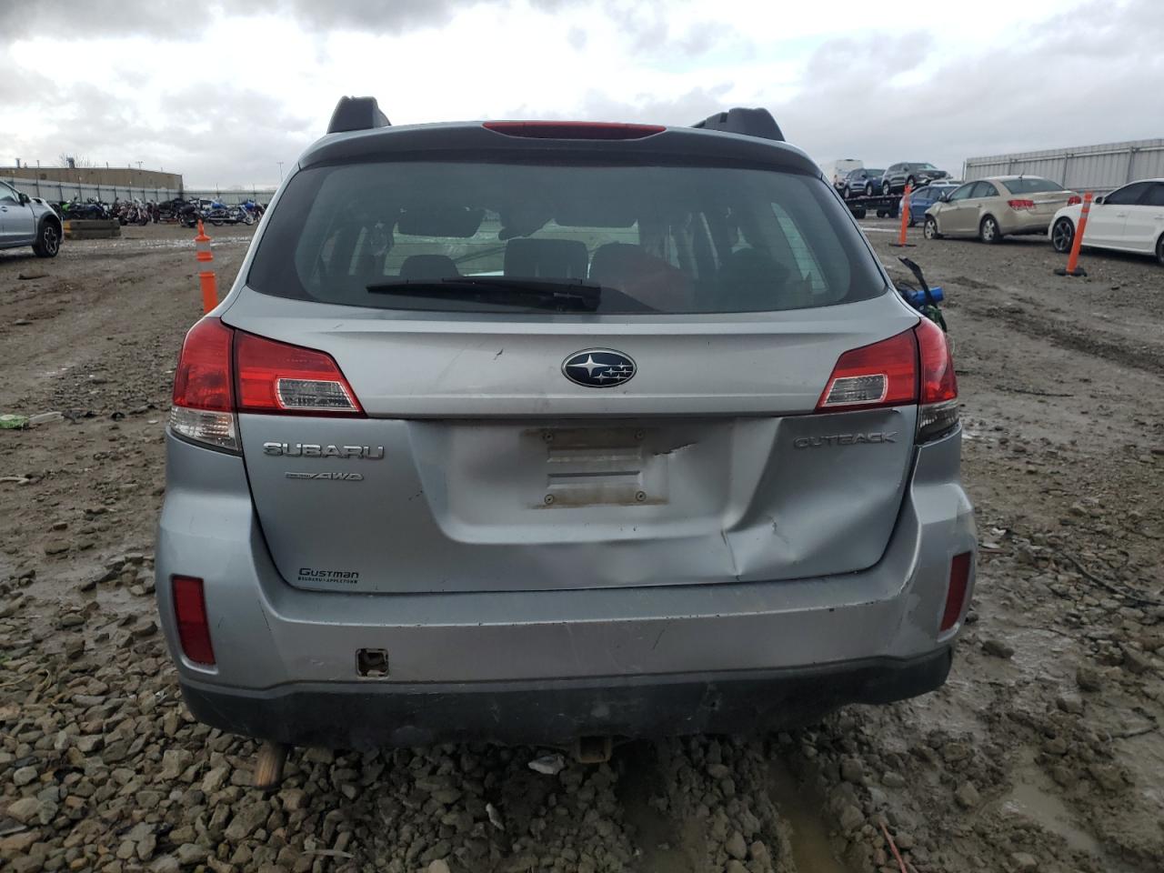 Lot #3029707099 2014 SUBARU OUTBACK 2.