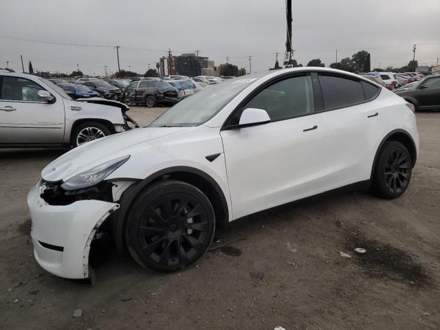 VIN 7SAYGDEE5NF370687 2022 TESLA MODEL Y no.1