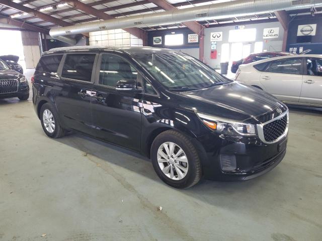 VIN KNDMB5C14H6332464 2017 KIA Sedona, LX no.4