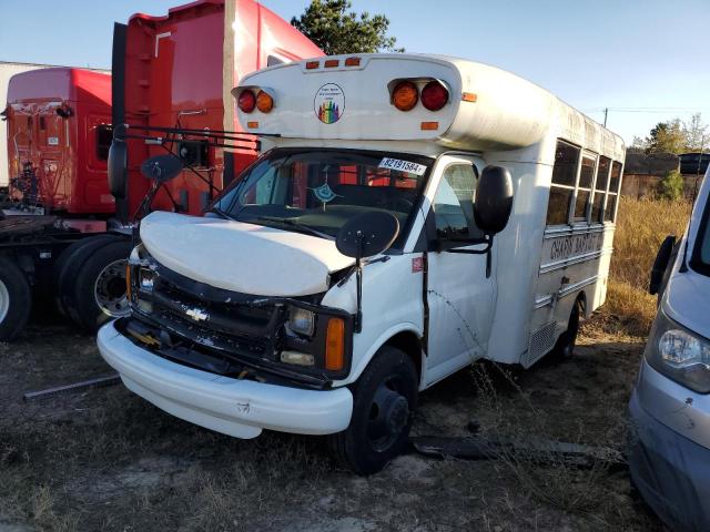 Global Auto Auctions: 2002 CHEVROLET EXPRESS G3