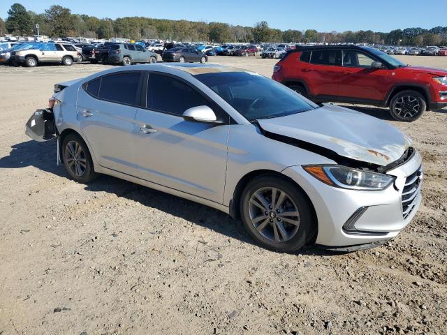 2017 HYUNDAI ELANTRA SE - 5NPD84LF6HH160710