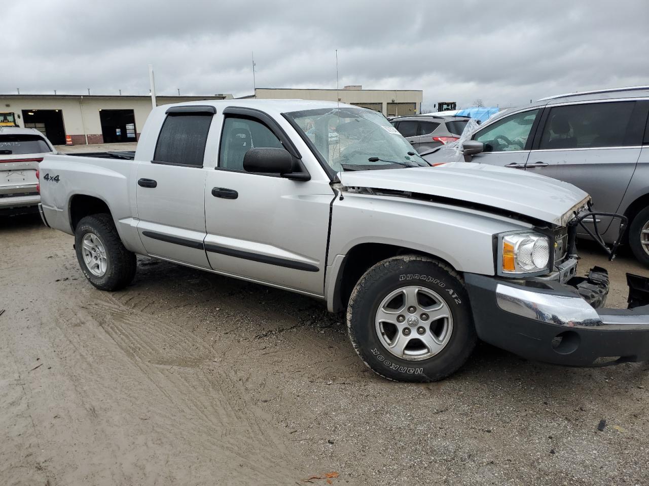 Lot #3036961728 2005 DODGE DAKOTA QUA