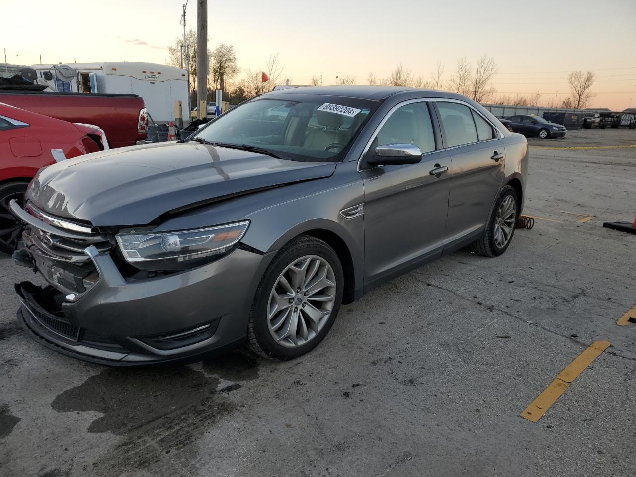 Lot #2989172823 2014 FORD TAURUS LIM