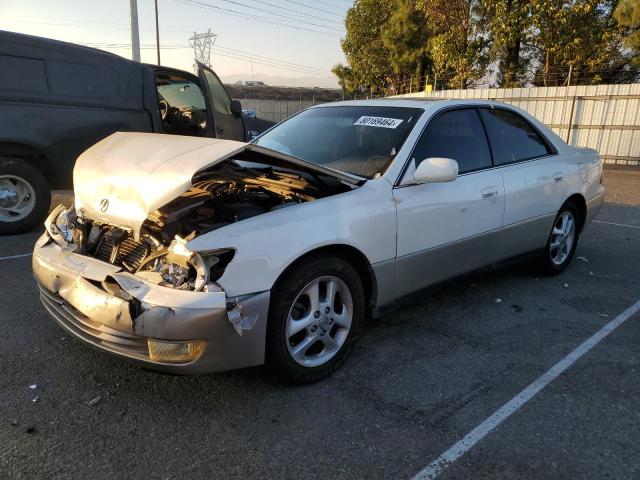 2000 LEXUS ES 300 #2979603566