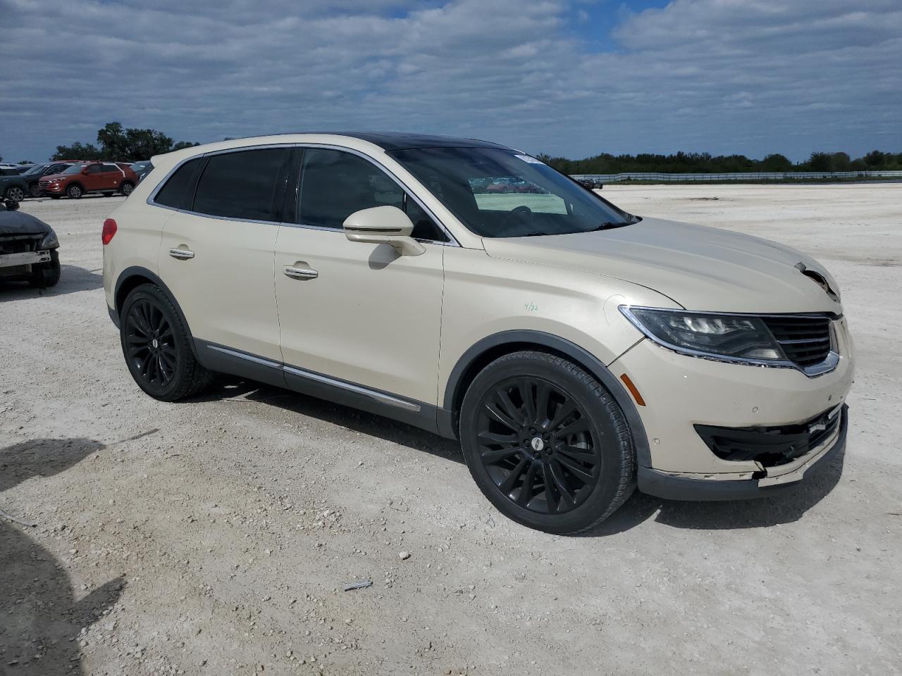 Lot #3042127637 2016 LINCOLN MKX RESERV