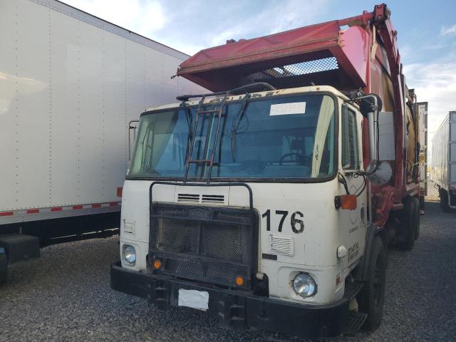 AUTOCAR LLC XPEDITOR 2011 burgundy tilt cab compressed natural gas 5VCACLLE5BH211917 photo #3