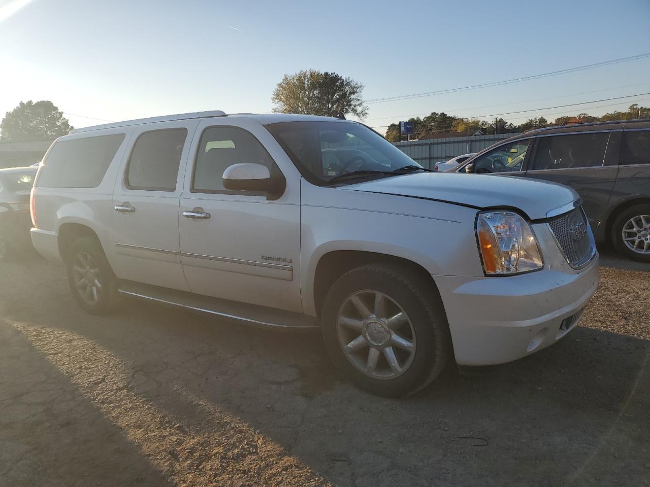 Lot #3037216489 2011 GMC YUKON XL D