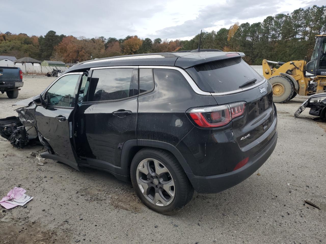 Lot #3024676579 2020 JEEP COMPASS LI