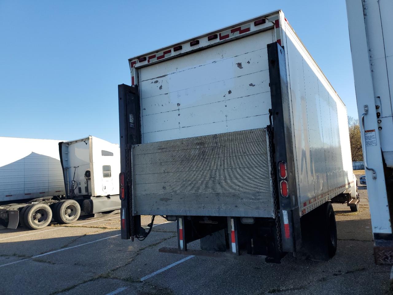 Lot #2972141165 2012 FORD F650 SUPER