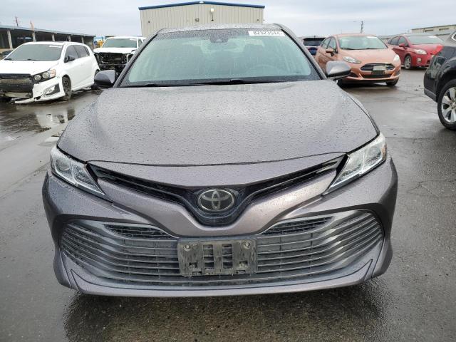 VIN 4T1B11HK6JU568440 2018 TOYOTA CAMRY no.5