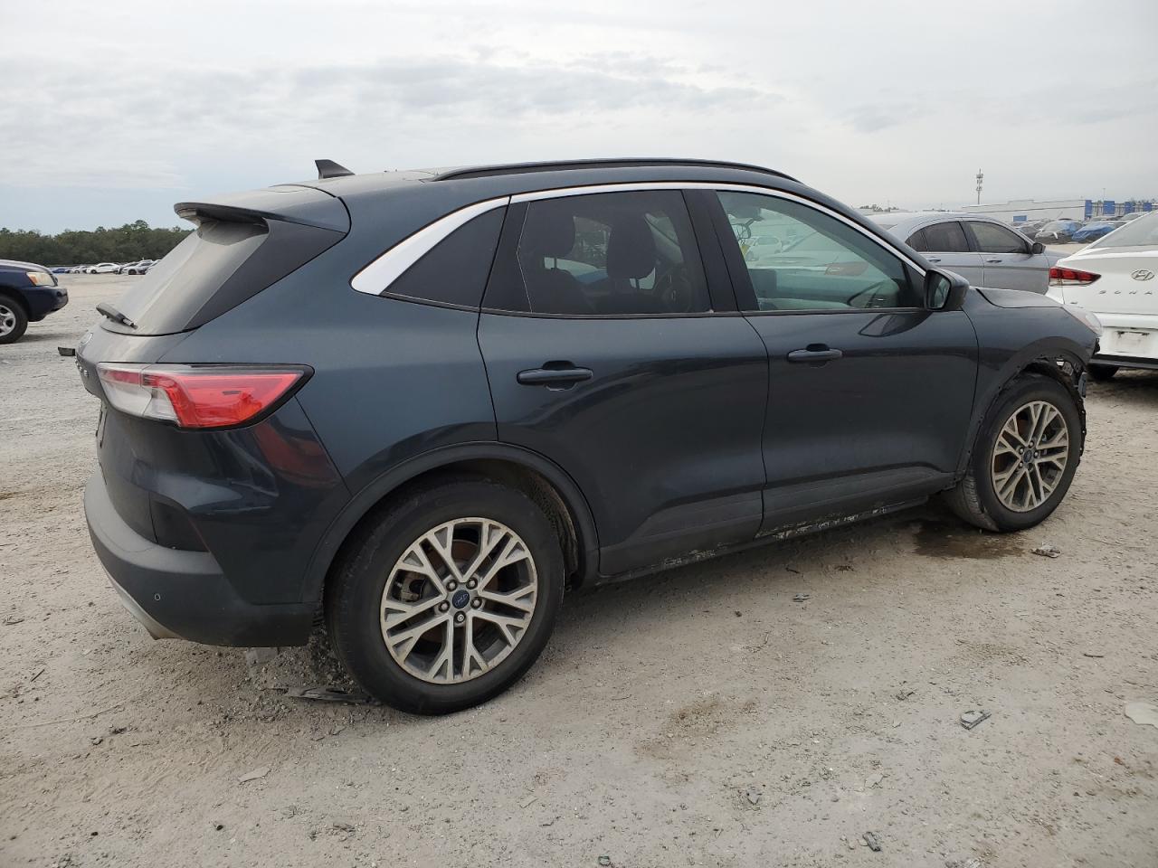 Lot #2991732010 2022 FORD ESCAPE SEL