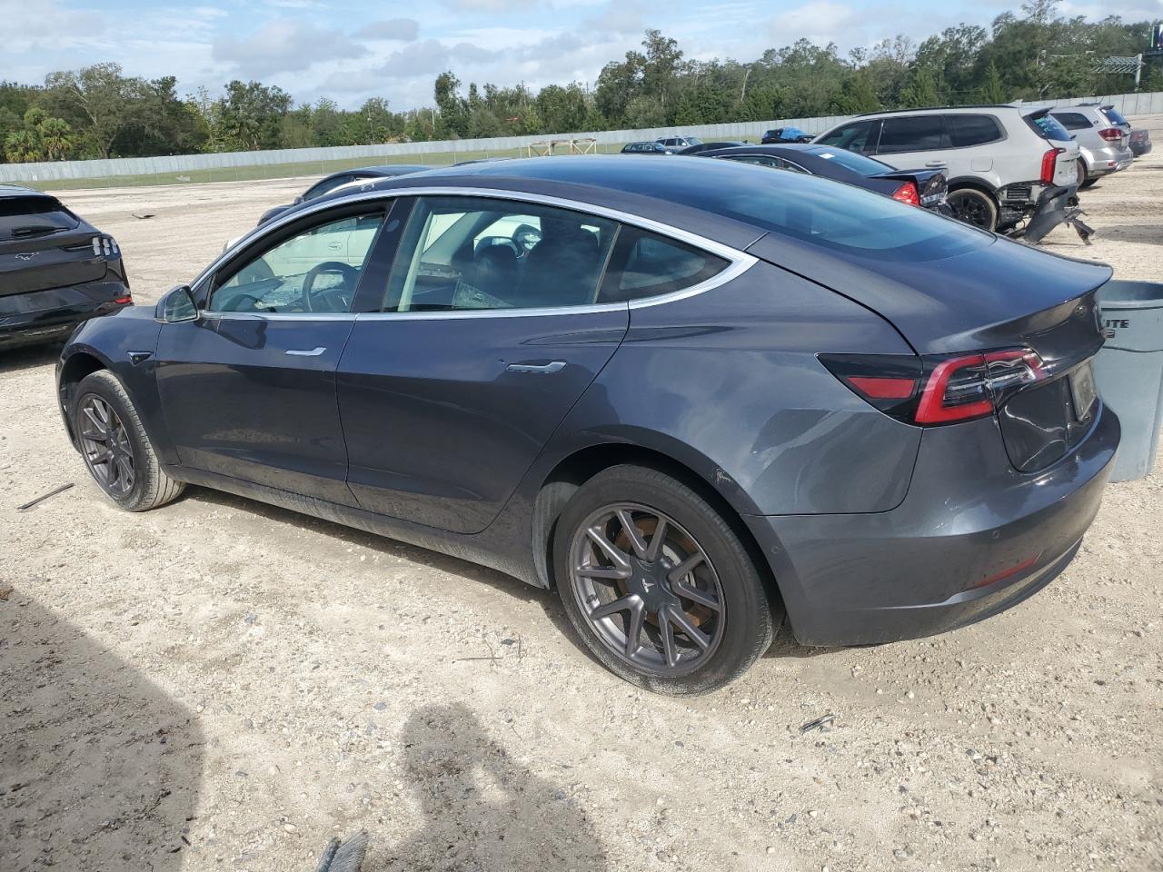 Lot #2994203435 2020 TESLA MODEL 3