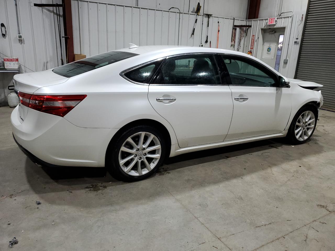 Lot #2989232761 2015 TOYOTA AVALON XLE