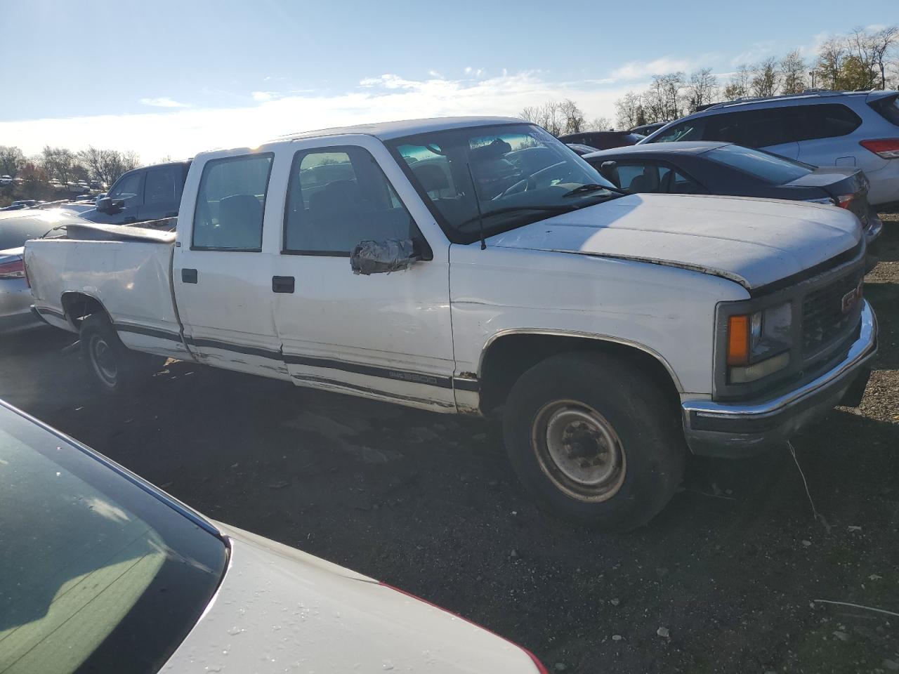 Lot #2969637356 1999 GMC SIERRA C35