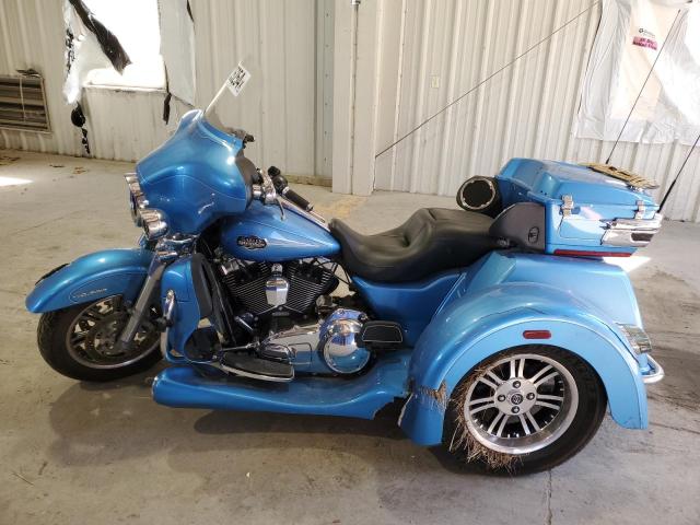 2011 HARLEY-DAVIDSON FLHTCUTG 1HD1MAM13BB853158