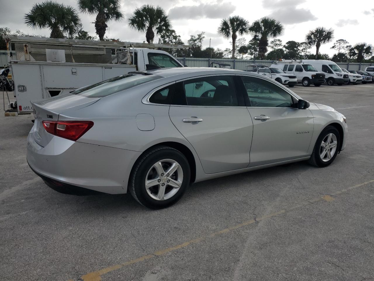 Lot #2991062225 2021 CHEVROLET MALIBU LS