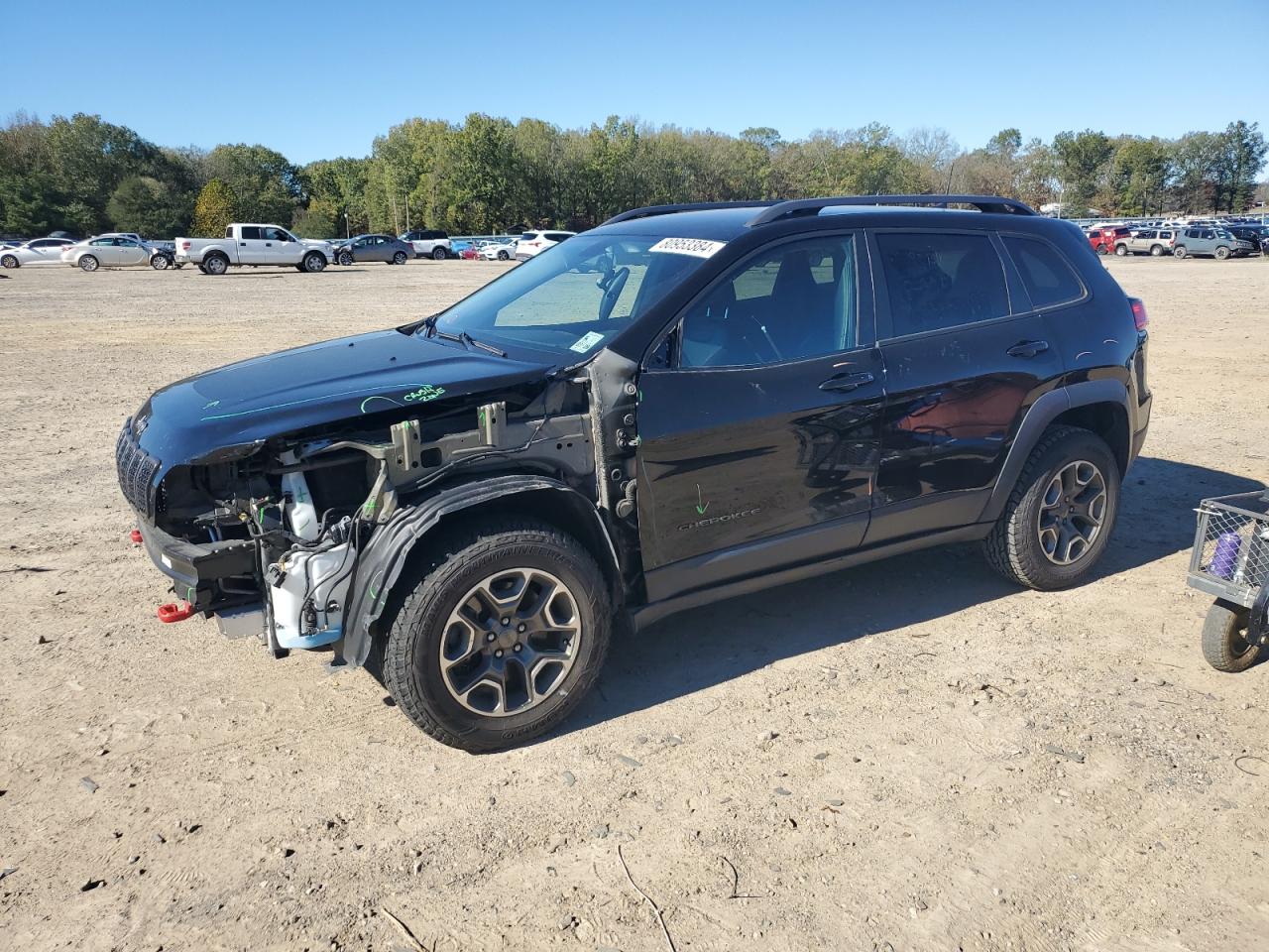  Salvage Jeep Cherokee