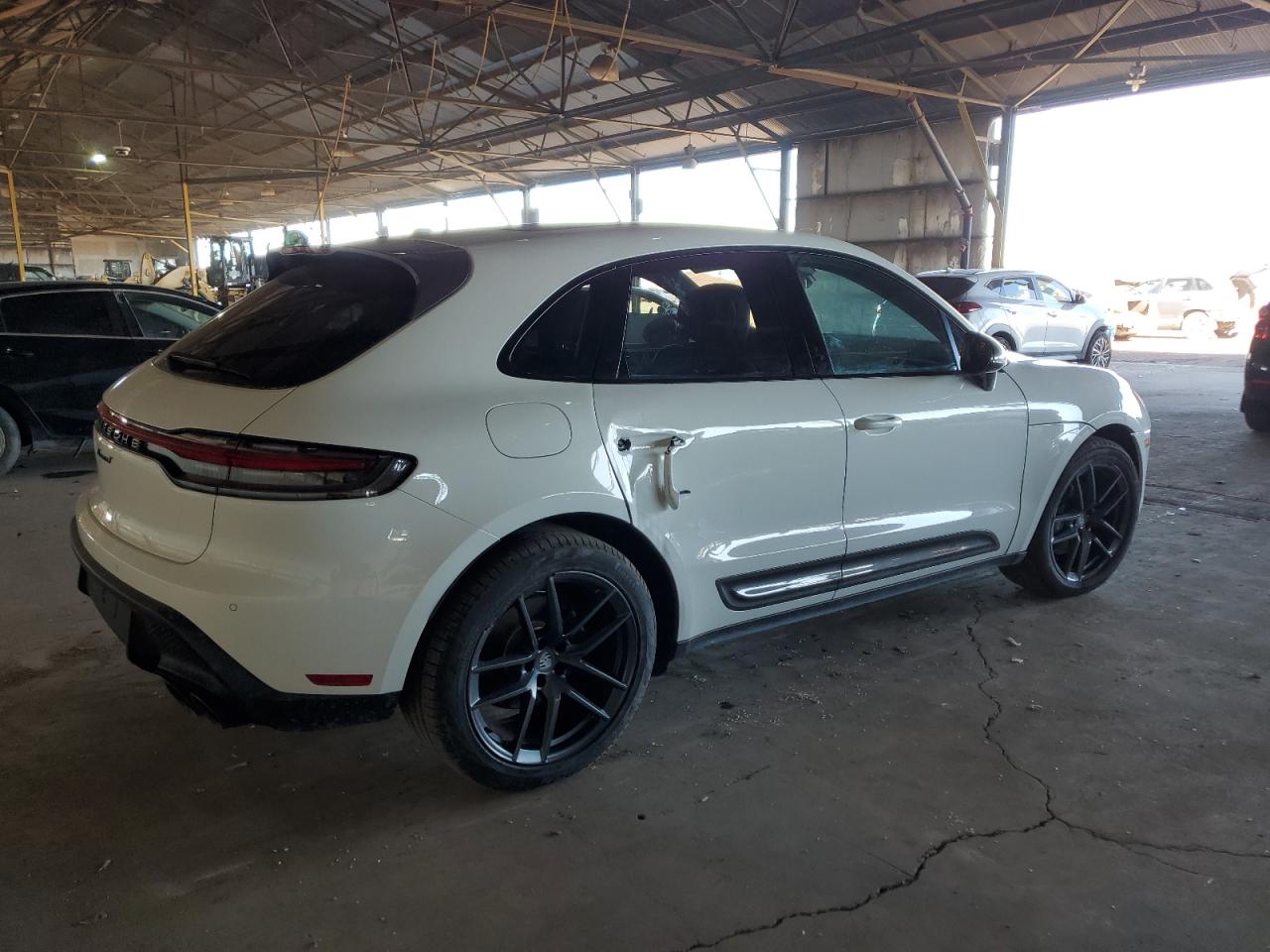 Lot #2962503783 2023 PORSCHE MACAN BASE