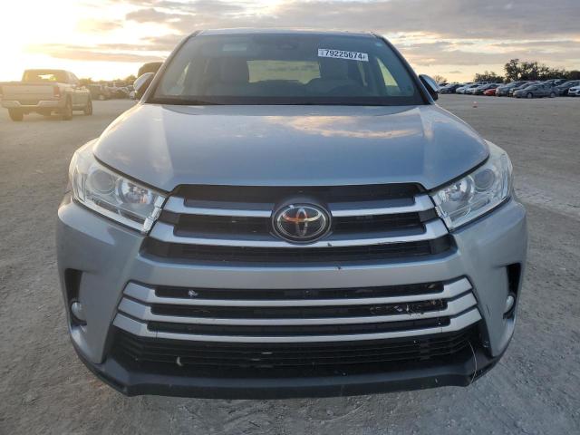 VIN 5TDZZRFH4HS194166 2017 Toyota Highlander, LE no.5