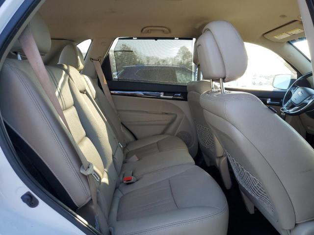 2015 KIA SORENTO LX - 5XYKT3A65FG660378